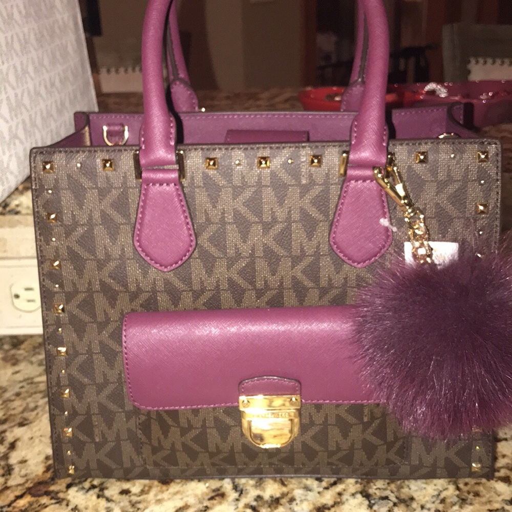NWT michael kors Bridgett with puff
